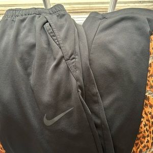 Mens’ Nike Dry Fit pants